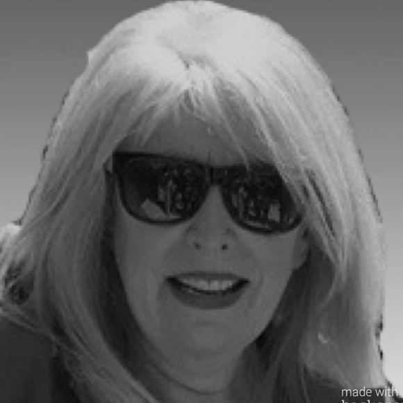 Meet your Posher, Theresa - Picture 1 of 1